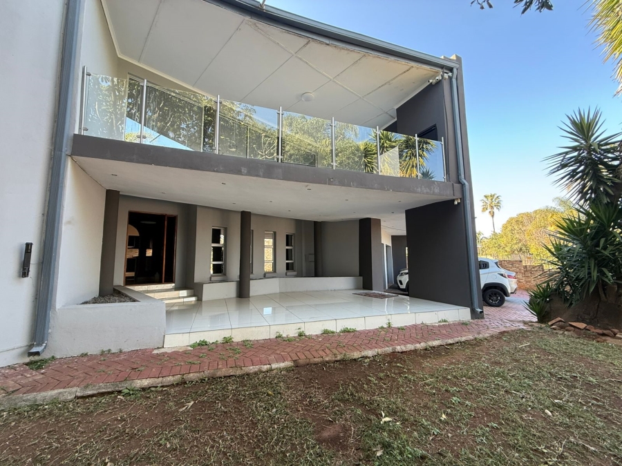 6 Bedroom Property for Sale in Safari Gardens North West